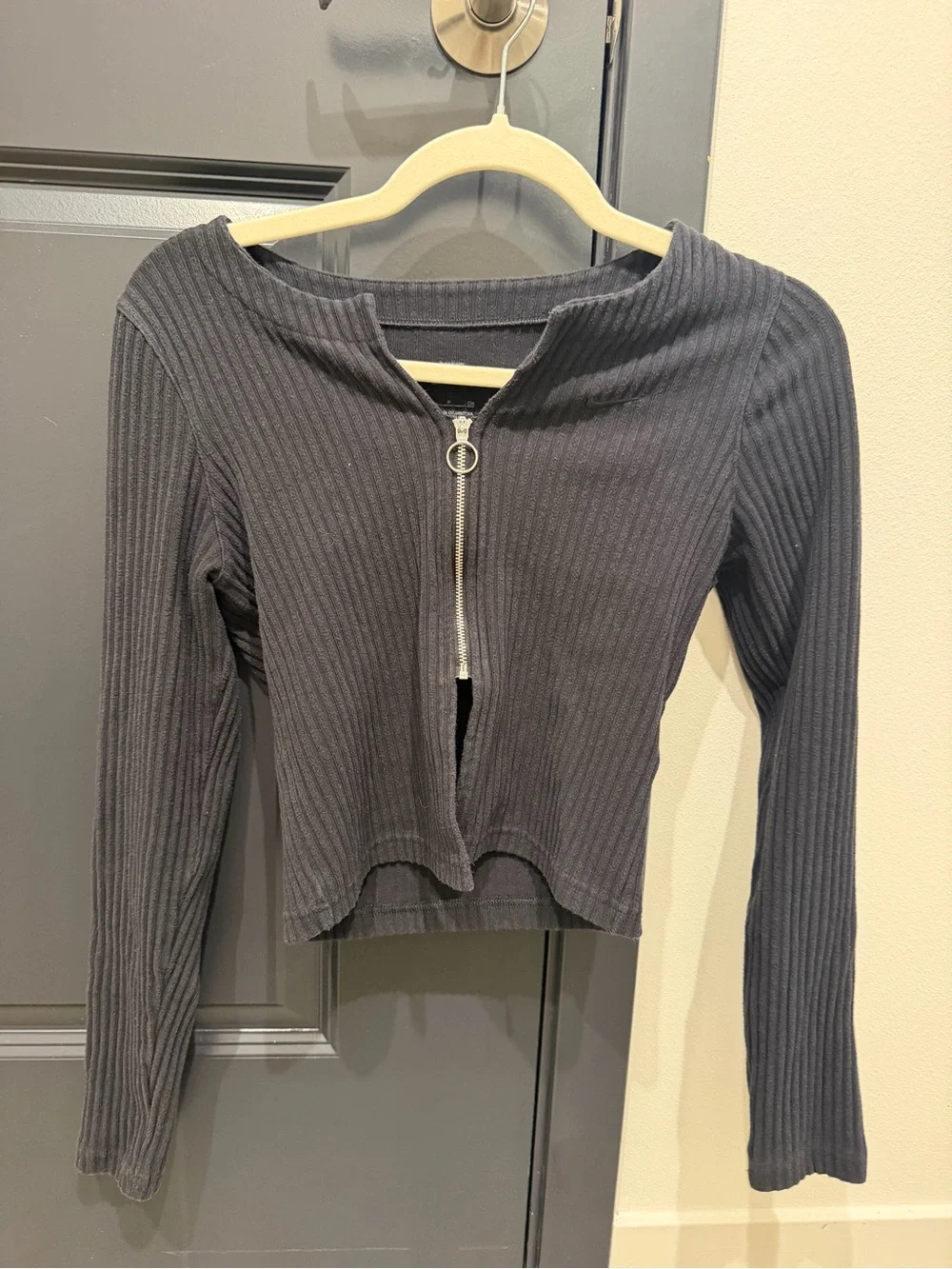 Discontinued Nike Black Women’s Sportswear Knit Zip Cardigan